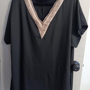 Black V-Neck Lace Plus Size Ladies Top/Blouse  SS NWOT